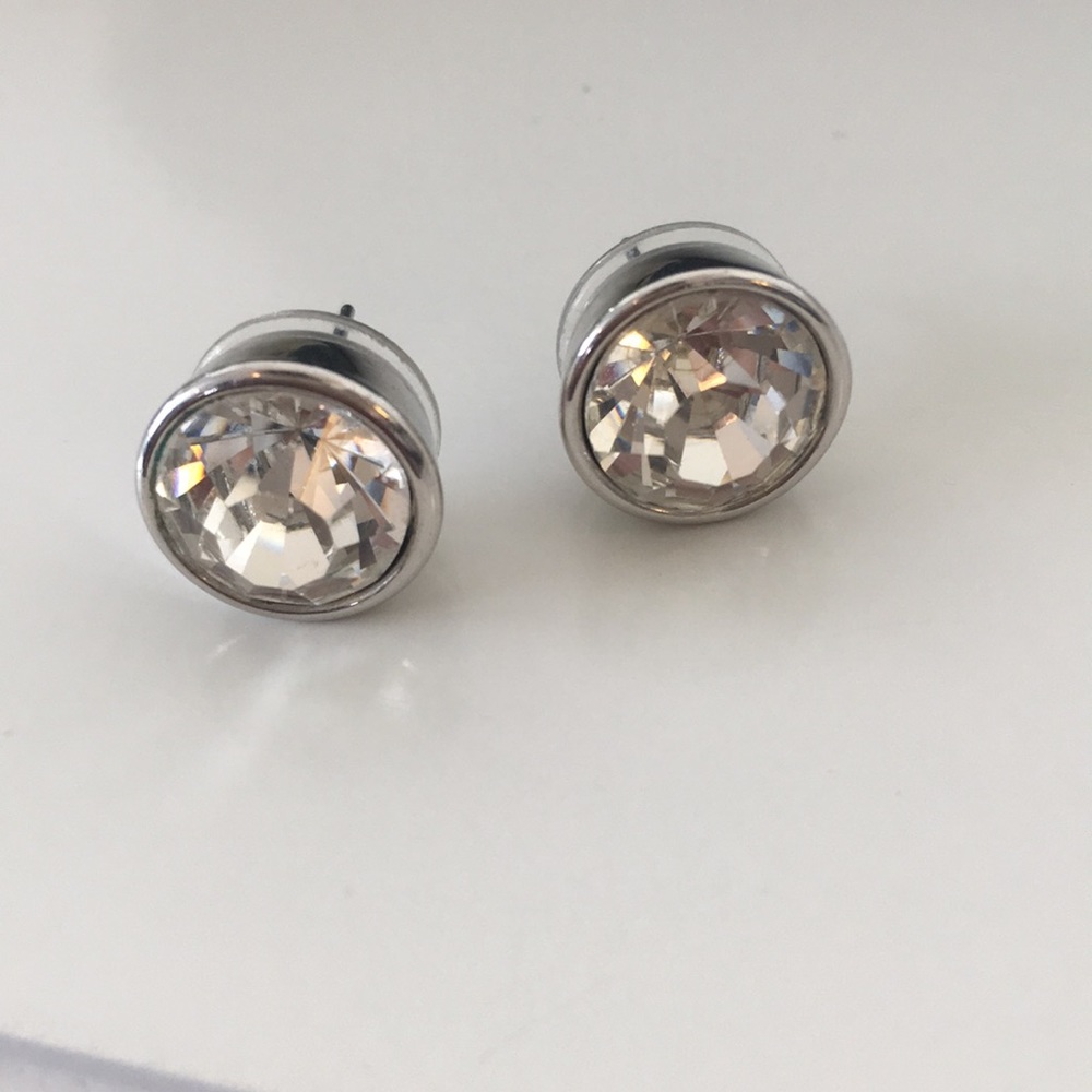 ::SOLD:: Kate Spade Round Earrings
